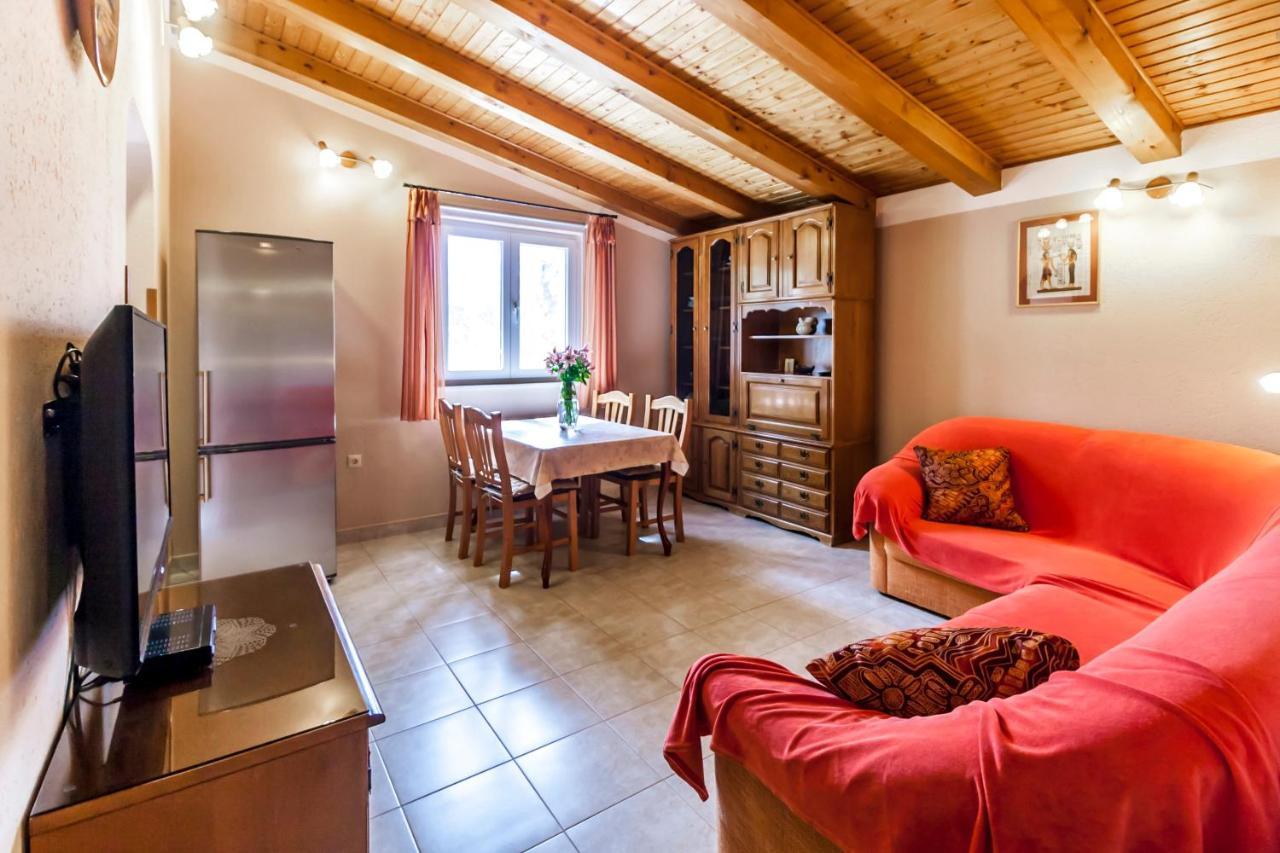 Holiday Home Lana Лабин Экстерьер фото